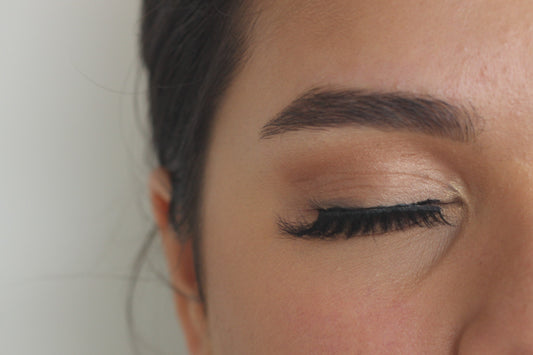 HIGH TEA - Lesa Marie